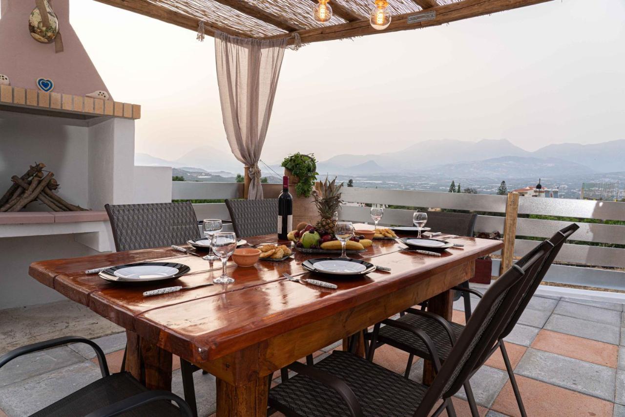 Haritos Holidays Home Pombia Ngoại thất bức ảnh