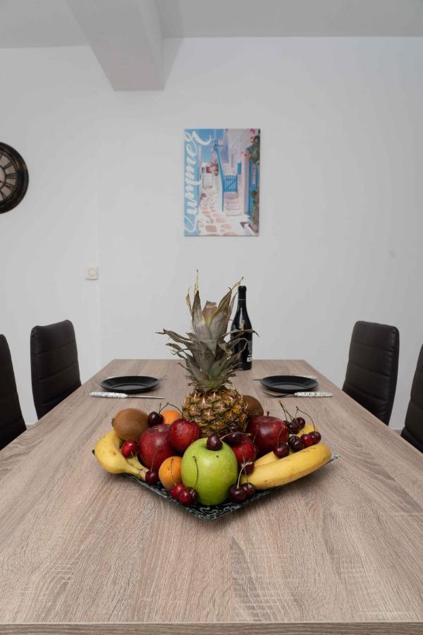 Haritos Holidays Home Pombia Ngoại thất bức ảnh